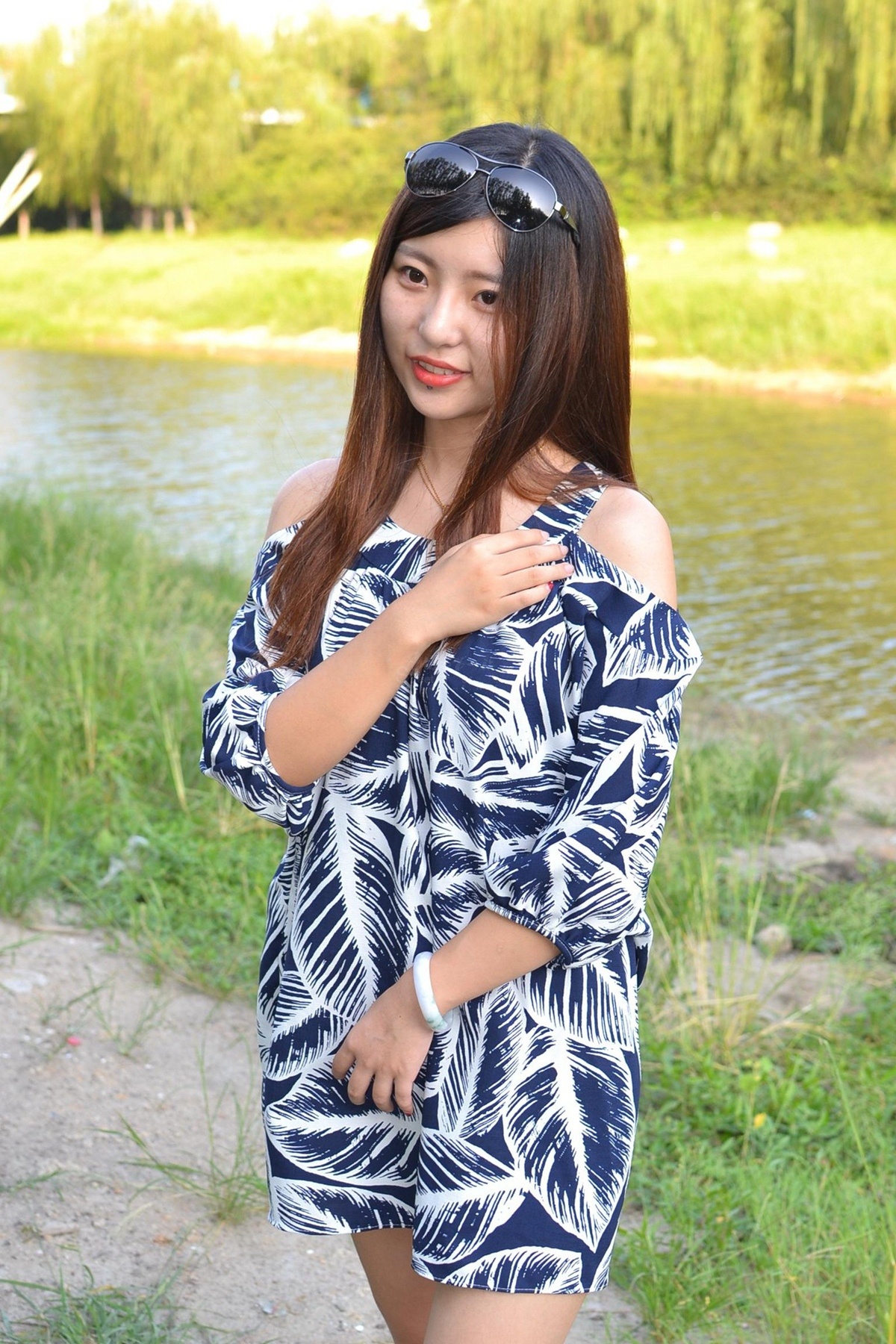 02.jpg